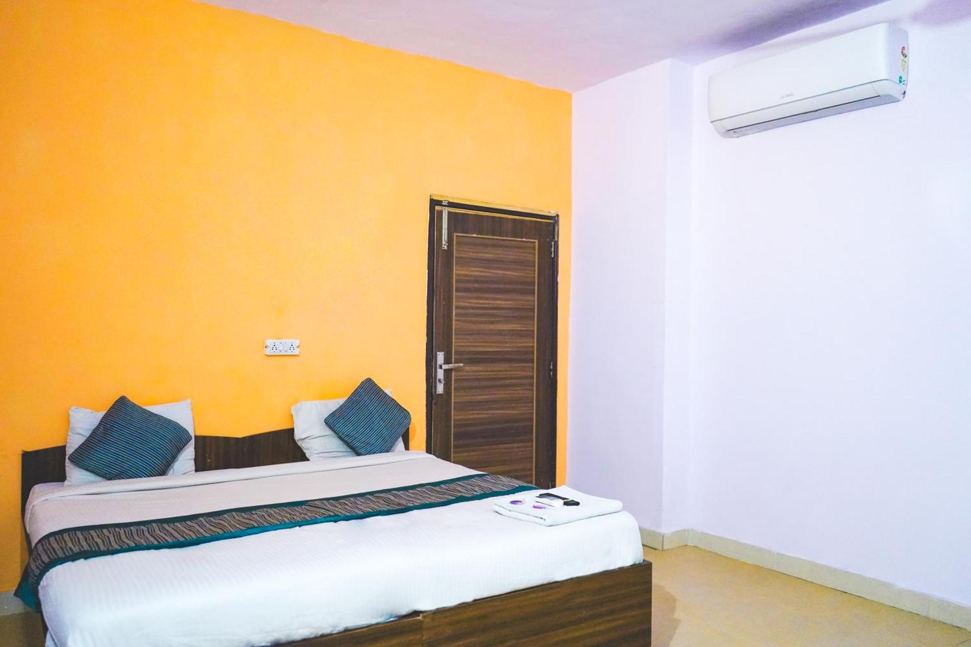 Krishna Palace - Sant Nagar New Delhi