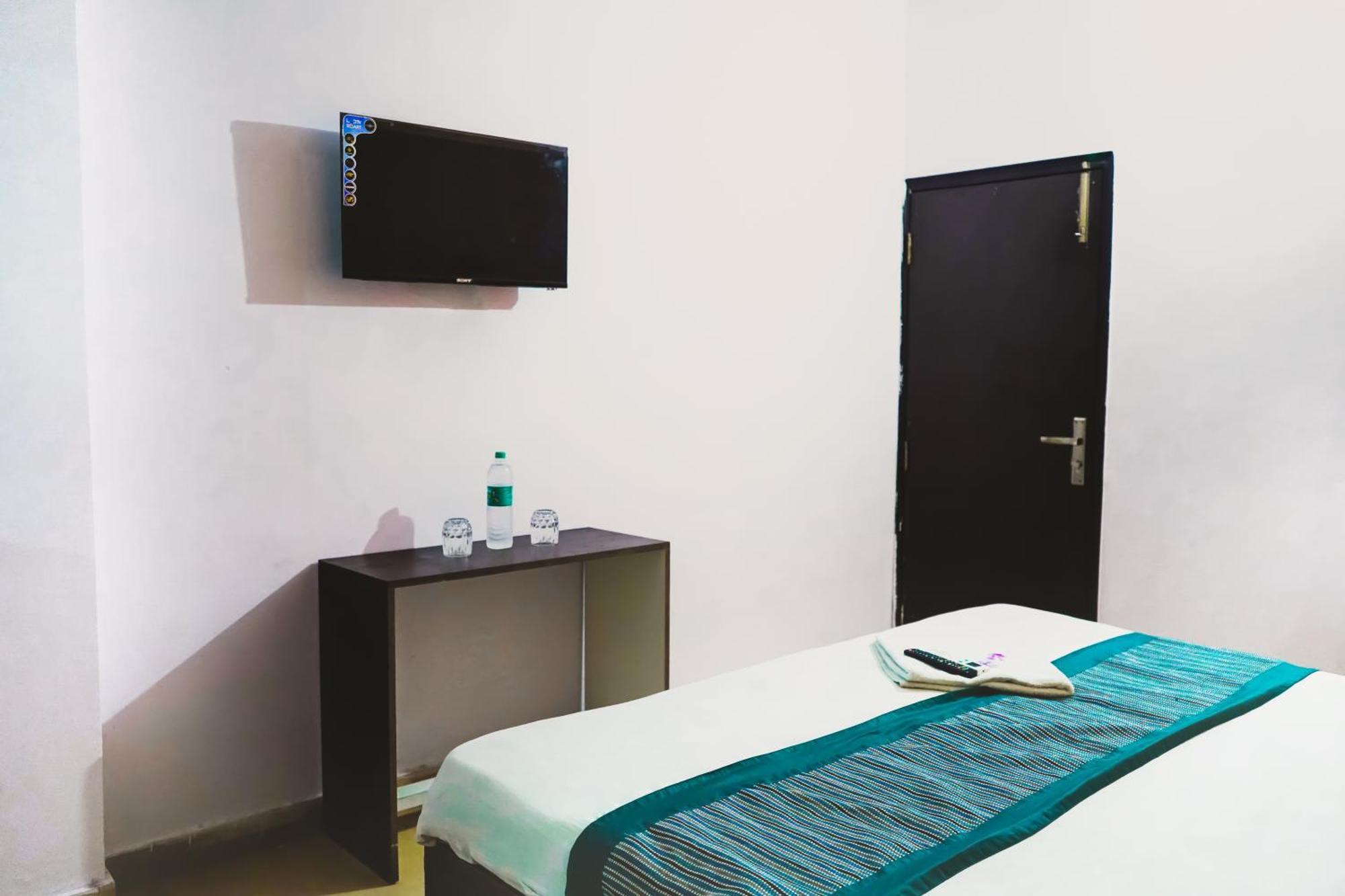 Krishna Palace - Sant Nagar New Delhi